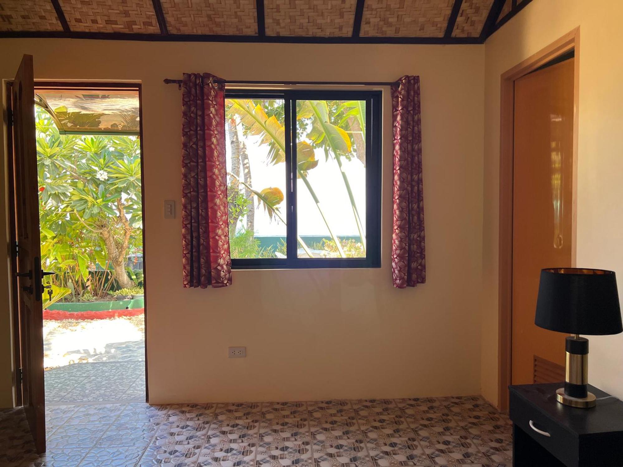 Bamboo Paradise Beach Resort Argao Esterno foto